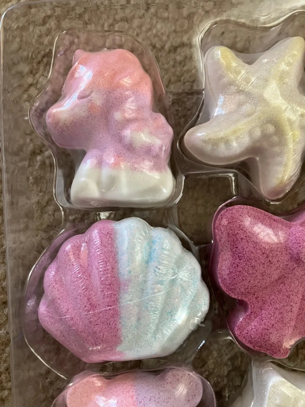 Adorable cute fun whimsical bath bombs 🦄🧜🏼‍♀️🐚🩷♥️